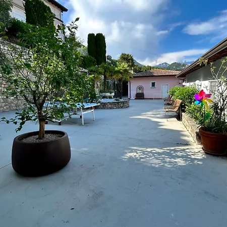 Piccola Italia - Sul Garda Ξενοδοχείο με διαμερίσματα 4*
