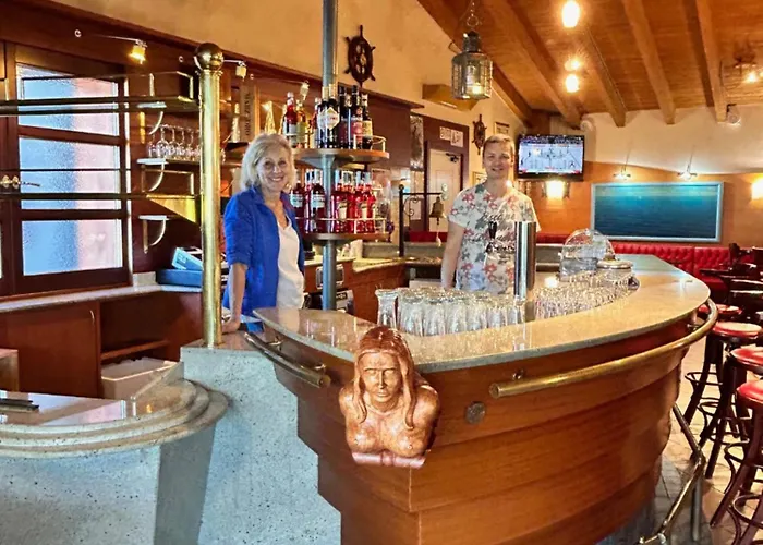 Apartahotel Piccola Italia - Sul Garda 4*
