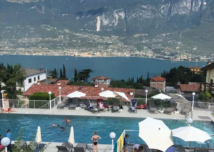 Piccola Italia - Sul Garda 4*